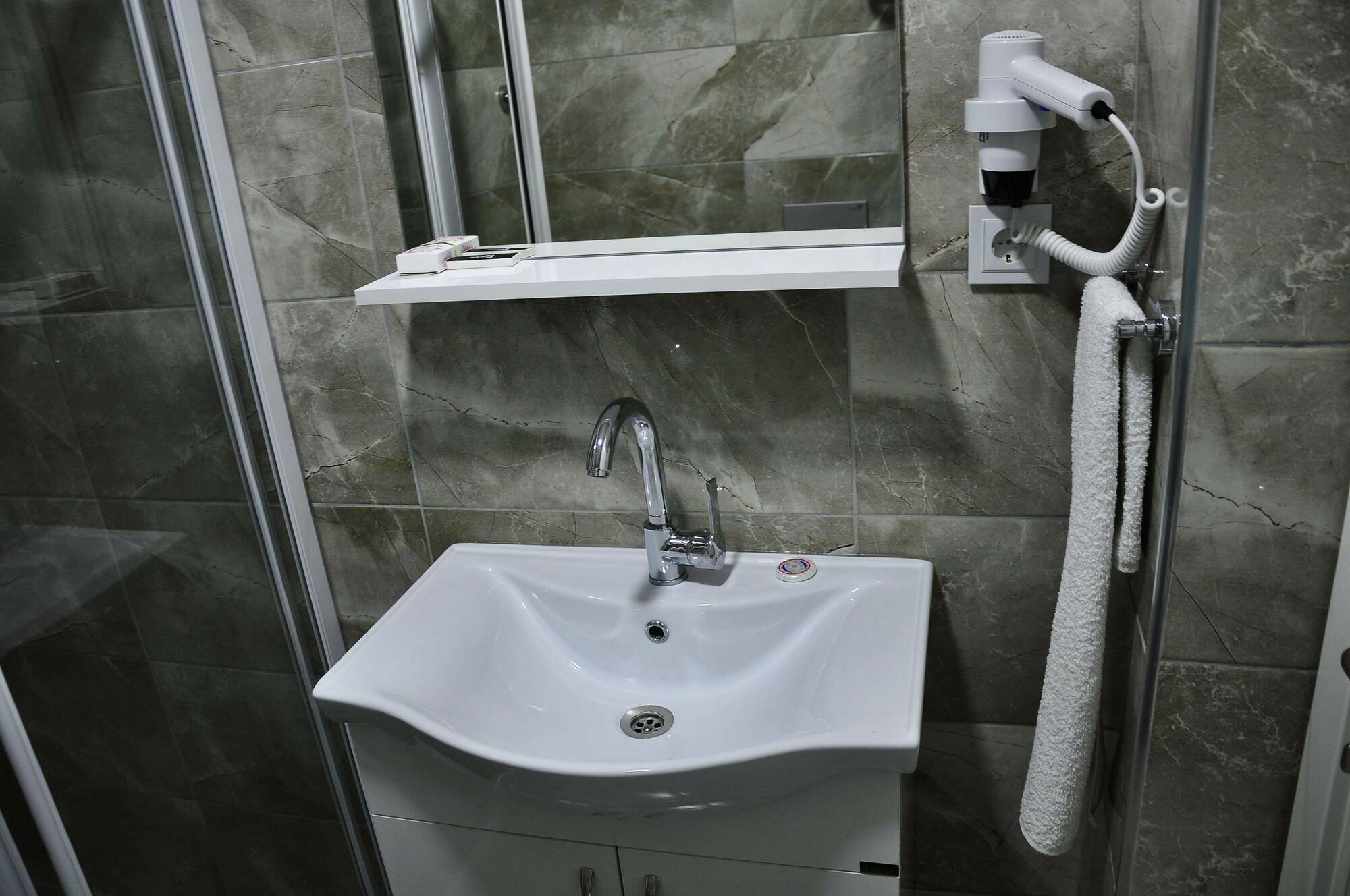 Evon Otel Gazipasa Buitenkant foto
